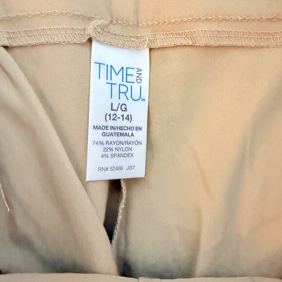 Time and Tru Capri Crop Pants Womens Size 14 Khaki Mid Rise Millennium Casual - Picture 3 of 12